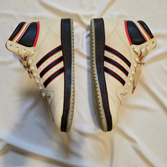 Adidas x ESPN Top Ten Hi Top sneaker in Beige/Black/Red Sz 13 - Picture 10 of 16